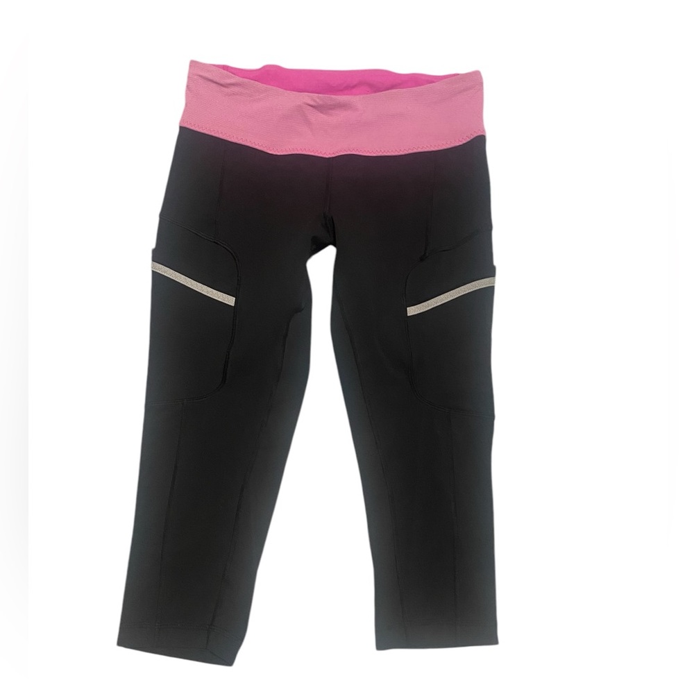 Lululemon crop leggings with reflective and pockets inseam 19 inch